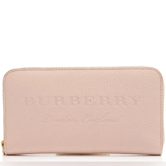 Authentic BURBERRY Grainy Calfskin Logo Embossed Zip Wallet - Picture 1 of 10
